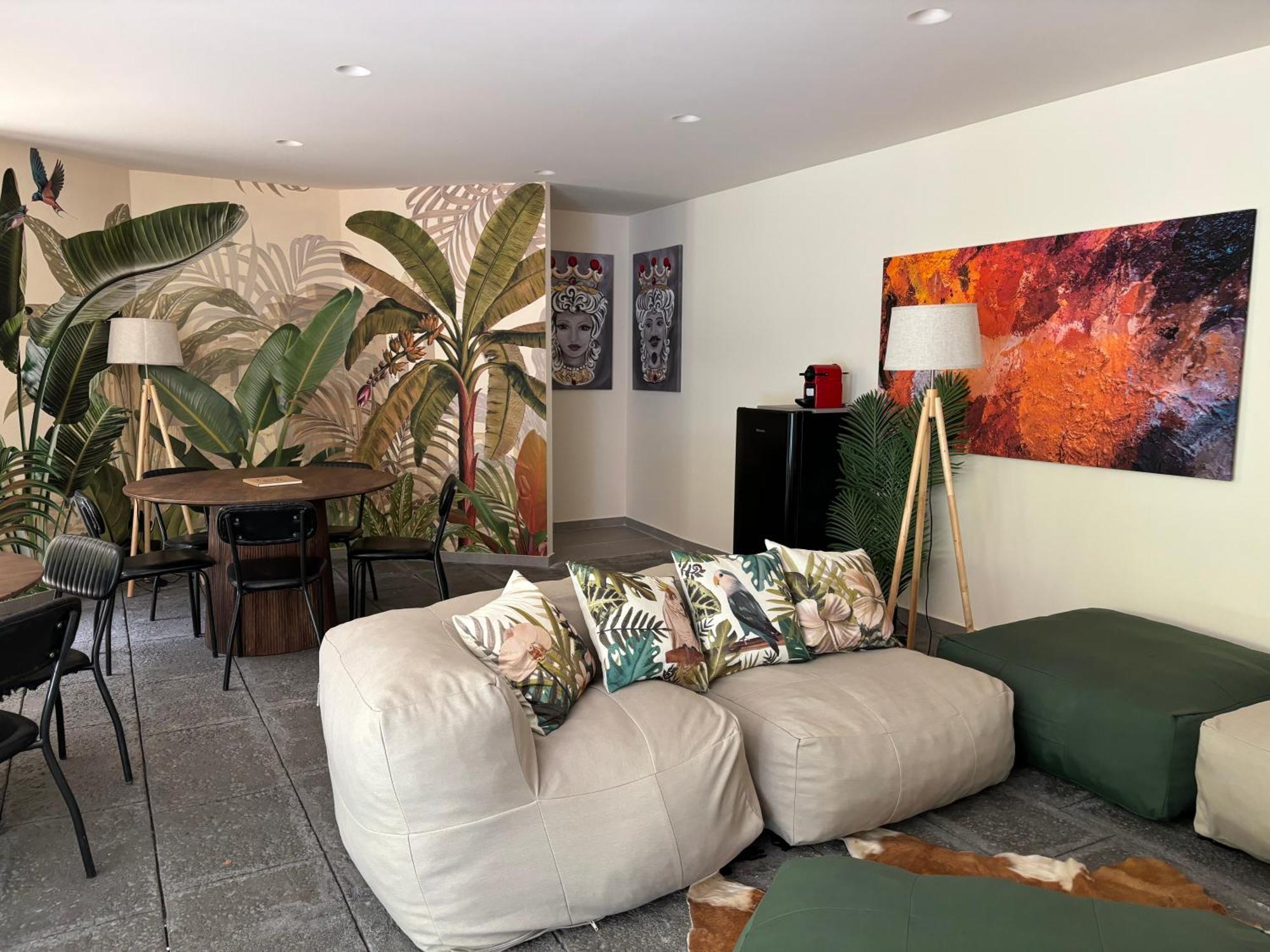 Luxury Historic Residence With Heated Pool Near Catania, Taormina, The Sea And Mount Etna Джаре Екстериор снимка